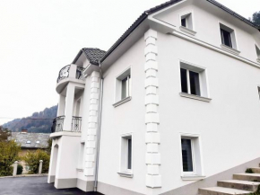 Villa Hillside Apartment Jesenice